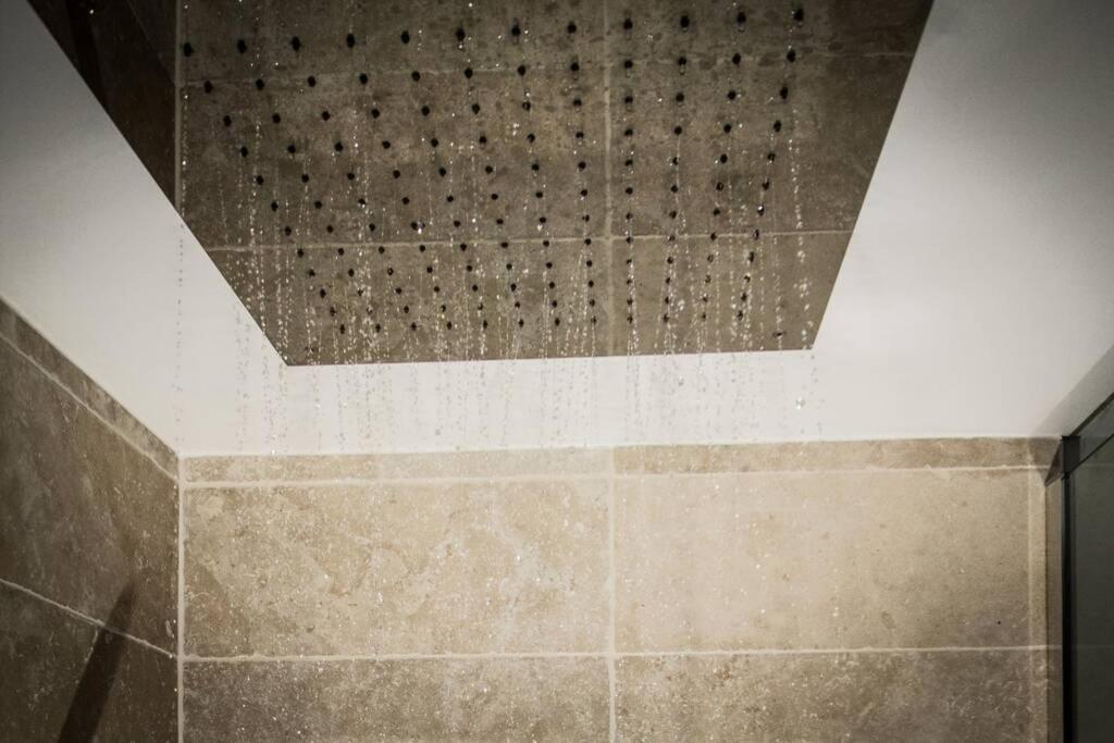 Les Spas Insolites - Le Spa Du Moulin Saint-Junien Luaran gambar